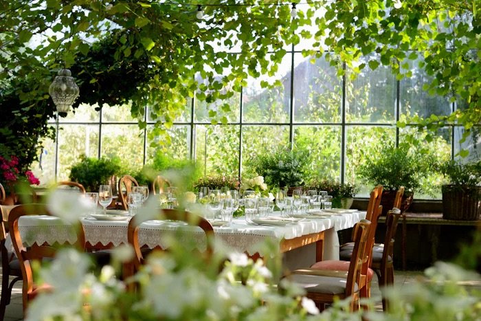 Dining atmosphere