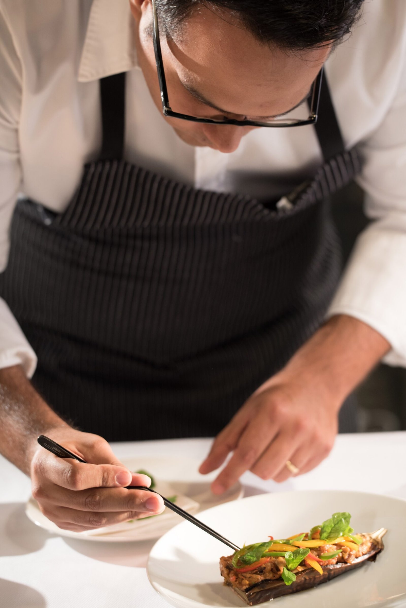 Plating food